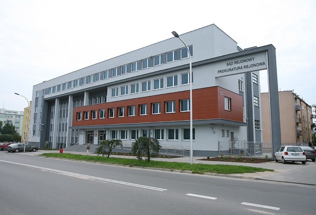 Miał pomóc. Psycholog rozpijał i dał psychotropy