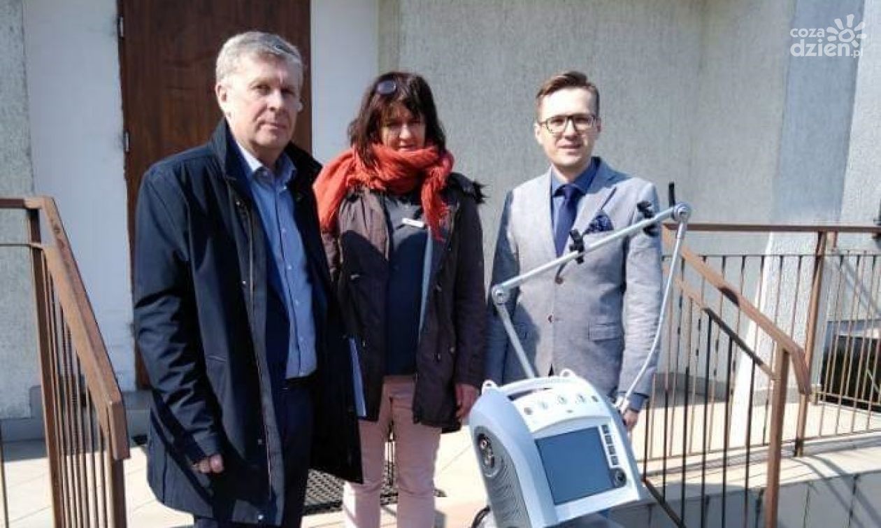 Firma z Ciechanowa wspiera szpitale. Kupuje m.in. respiratory