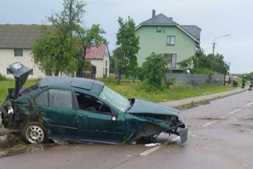 Tragiczny wypadek koło Jednorożca. Zginął 21-latek