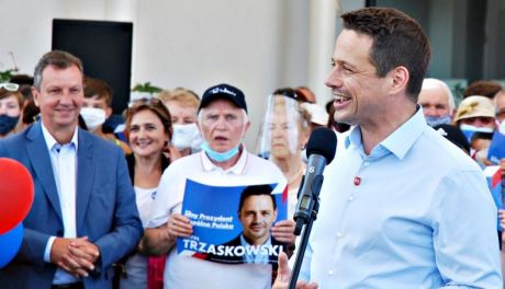 Trzaskowski w Płońsku: Nauczyciele bohaterami ostatnich miesięcy