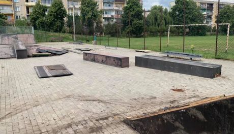 Rozpoczęła się modernizacja przasnyskiego skateparku (zdjęcia)