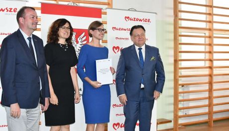 Sprzęt komputerowy dla szkół z subregionu ciechanowskiego (zdjęcia)