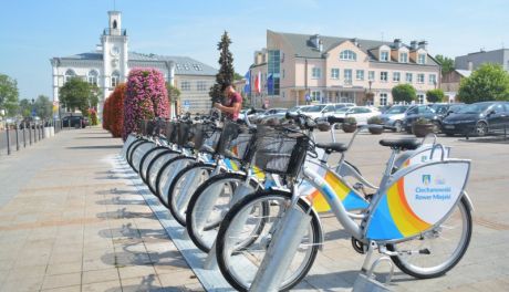 Coraz większa popularność roweru miejskiego. Czterokrotnie więcej wypożyczeń