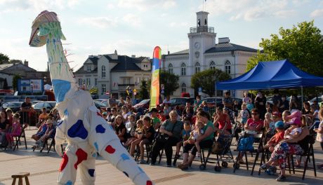 Spore zainteresowanie plenerowymi teatrami (zdjęcia)