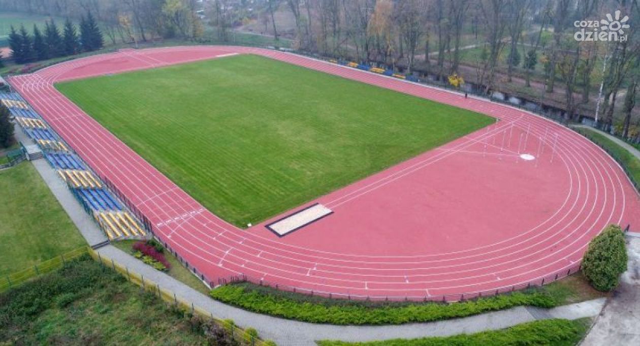 Startuje nowy sezon - na trybunach ograniczenia