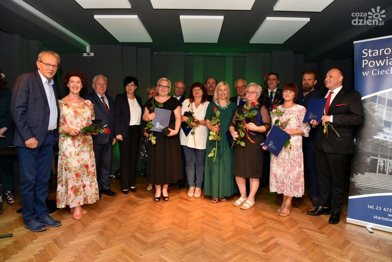 Powiat ciechanowski docenił ludzi kultury 