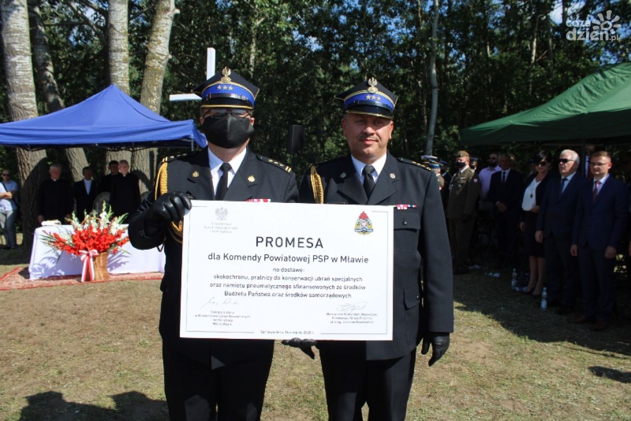 Skokochron, pralnica, namiot pneumatyczny i ...