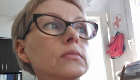 Dyr. Bogumiła Wejs o szkole uczącej w mundurze