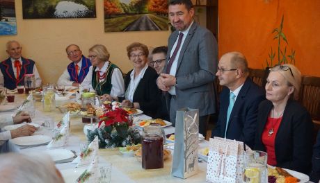 Wójt Michał Jasiński i… całe Jego Karniewo