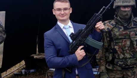 Wójt Jarosław Muchowski i jego trzy kobiety