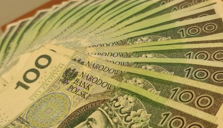 Kasjerka z sochocińskiego banku zdefraudowała ponad 300 tys. złotych