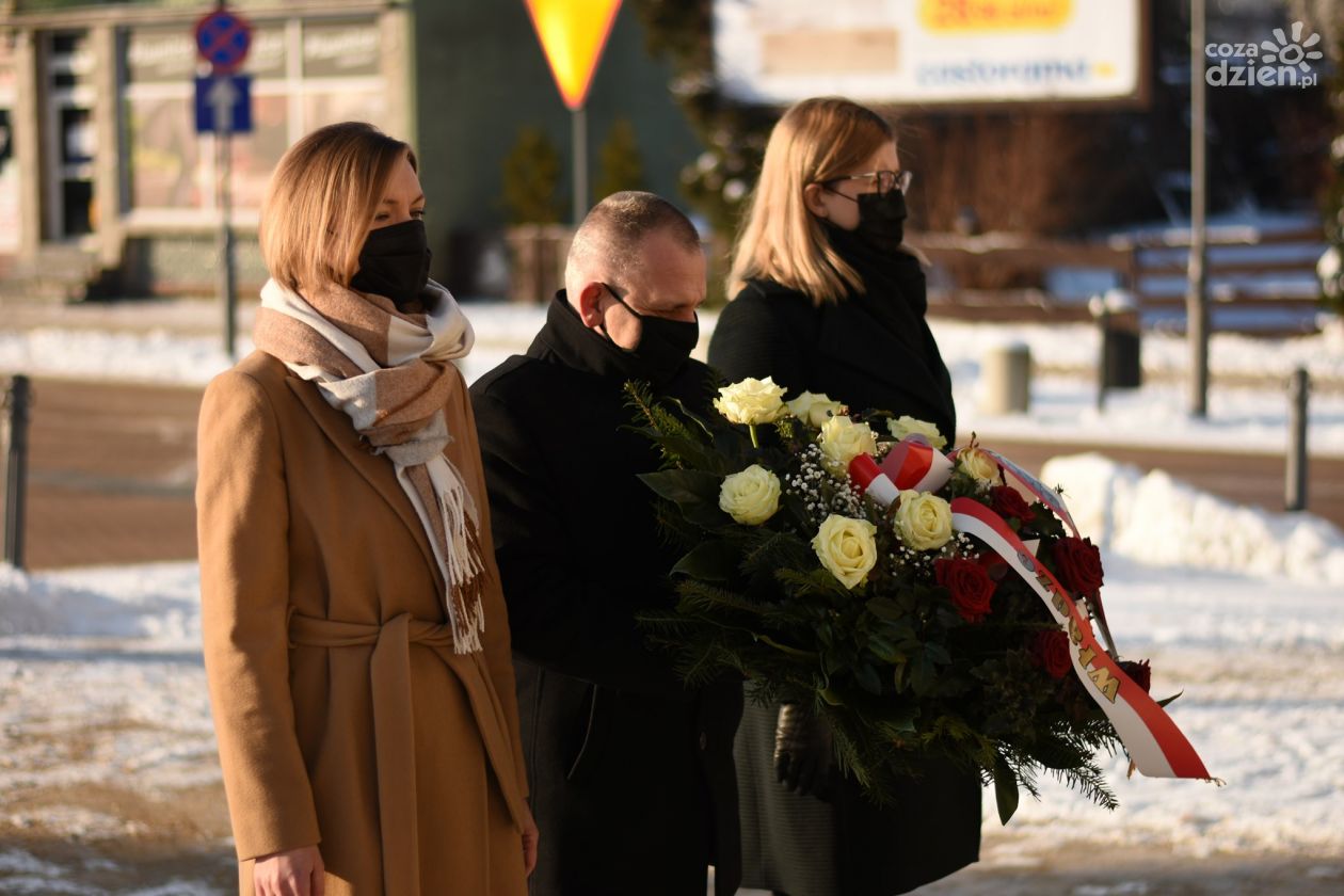 Przedstawiciele miasta uczcili pamięć tragicznie zamordowanych