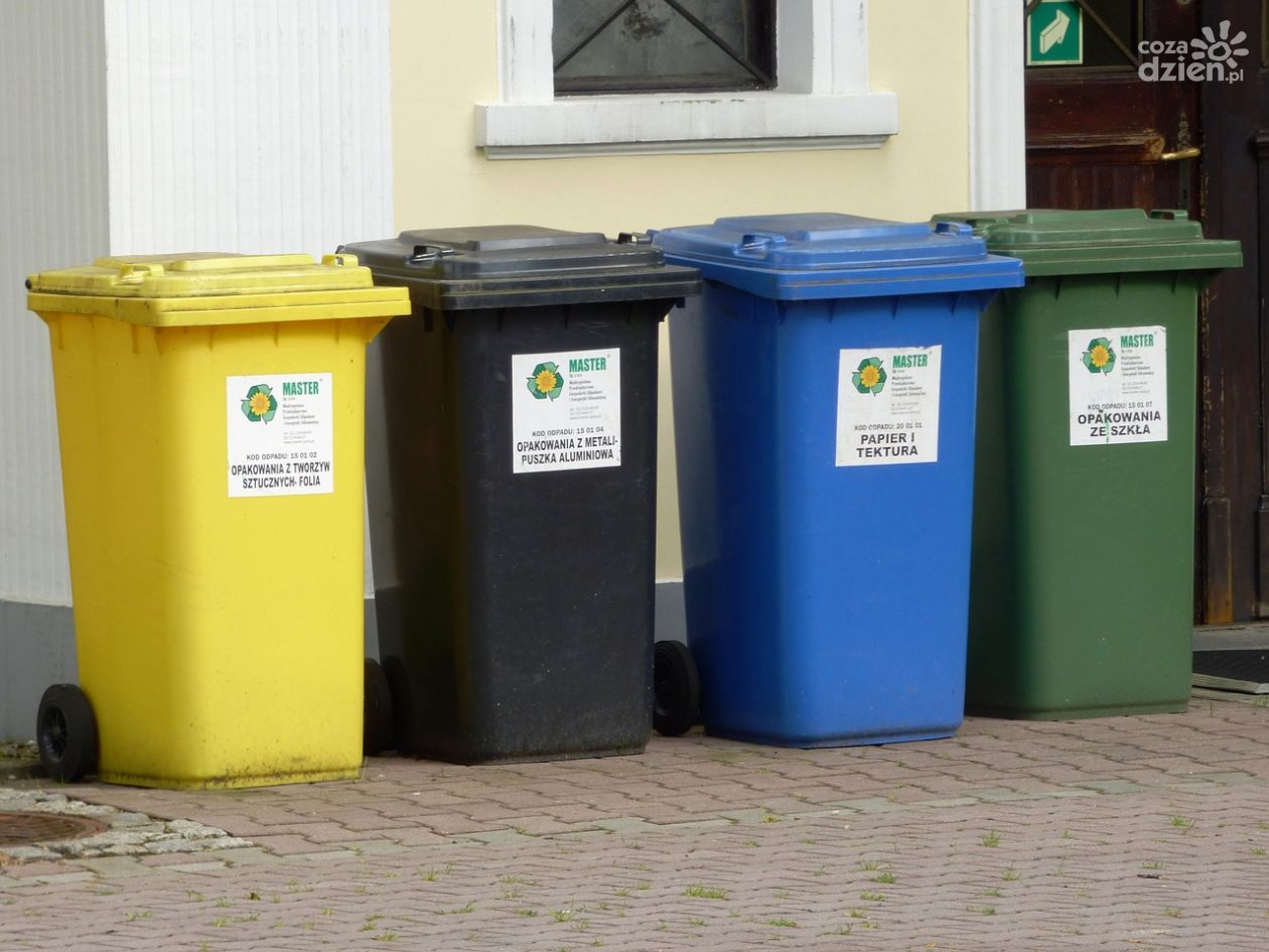 Ciechanów. Dziś ruszyła zbiórka odpadów posegregowanych