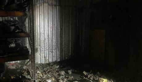Palił się magazyn przy Mławskiej