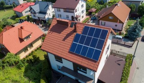 Będą kolejne instalacje paneli fotowoltaicznych- dzięki oszczędnościom 