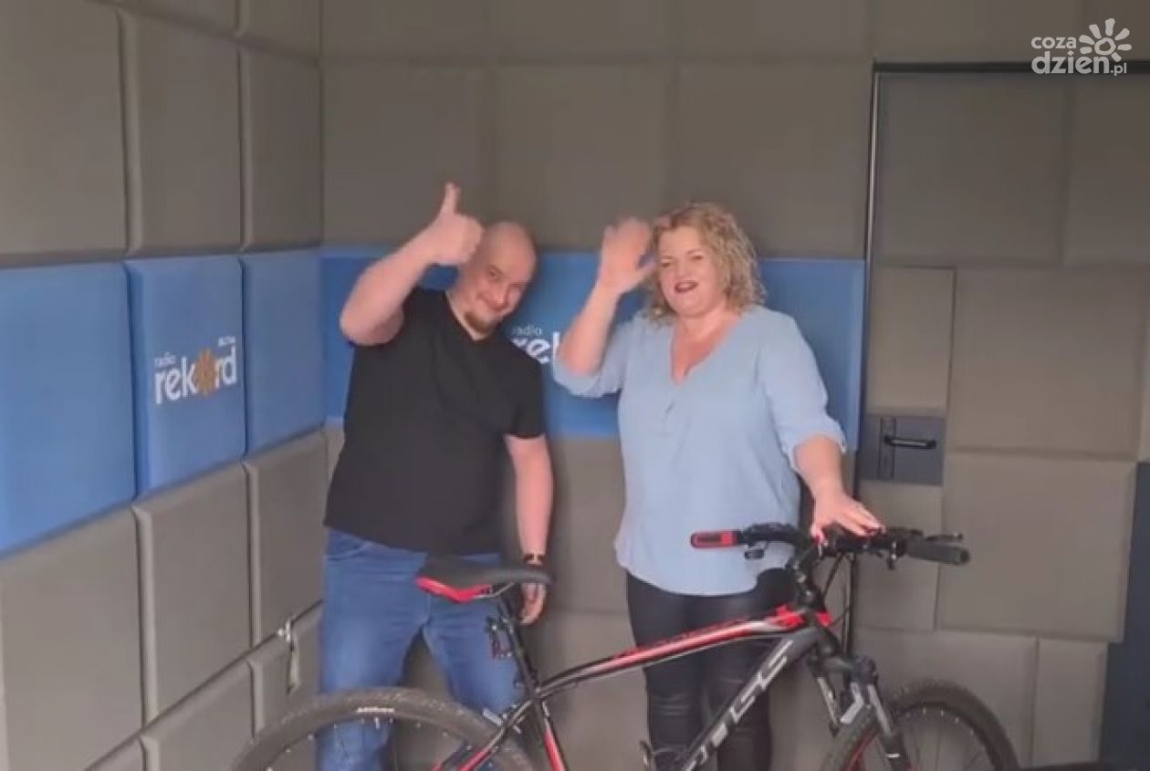 Podnieś rower i pomóż!