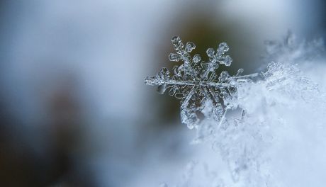 Będzie śnieżyć! Ostrzeżenie meteo dla północnego Mazowsza