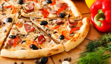 Szymon Ogonowski i pizza po przasnysku???