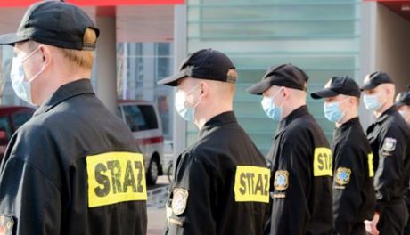 Nasi strażacy pomagają w resortowym szpitalu w Warszawie