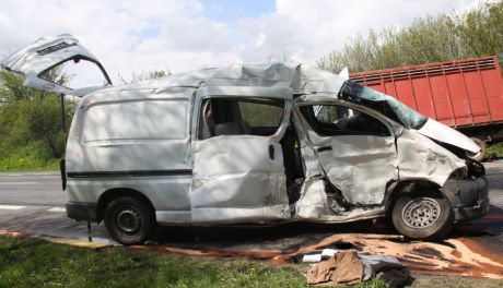 Tragedia na obwodnicy Mławy, nie żyje 72-letni kierowca