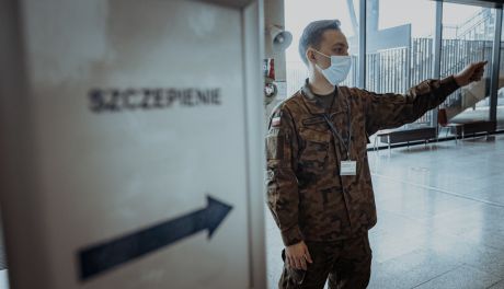 Żołnierze 5 Brygady OT wspierają punkty szczepień powszechnych