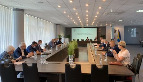 Powiat wprowadził dodatkowe środki do budżetu na nadzwyczajnej sesji