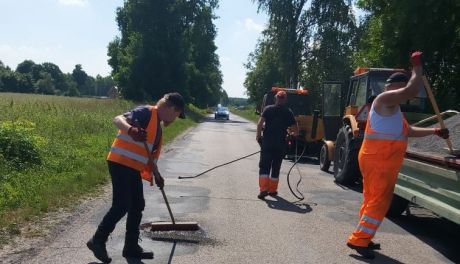 Powiatowy Zarząd Dróg w Ciechanowie naprawił kilka odcinków dróg!