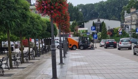 Trwa sprzątanie centrum Ciechanowa