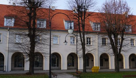 Spotkanie z pasją przed Krzywą Halą