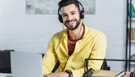 Jakie zalety mają szkolenia e-learningowe?