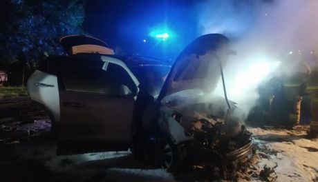 W Nużewie spłonął samochód. Interweniowała straż pożarna!