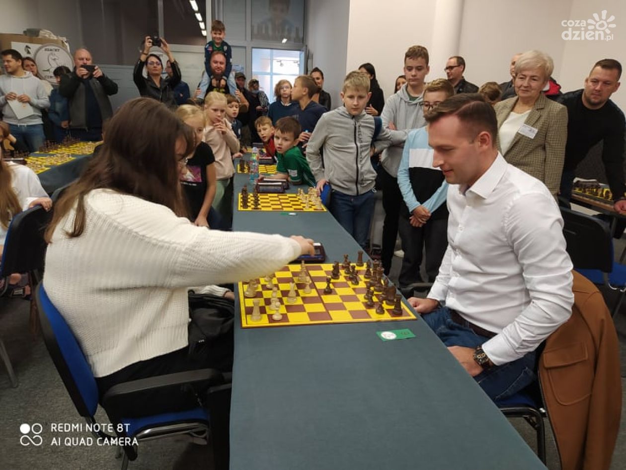 Sukces! Szachiści w sobotę zebrali sporo pieniędzy