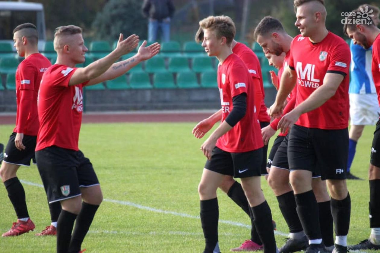 MKS Ciechanów wygrał w Kadzidle