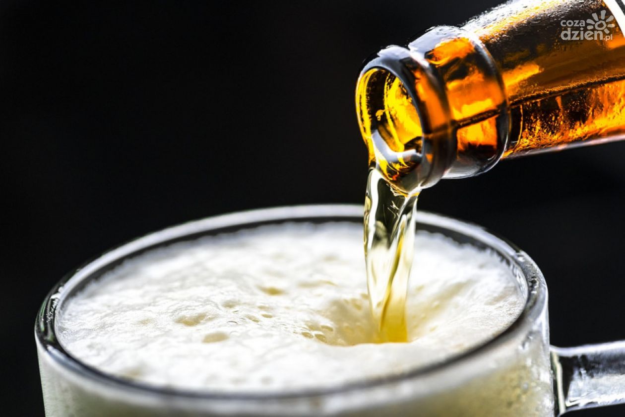 15-latkowie ukradli alkohol