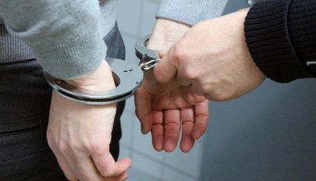 Pułtusk. Poszukiwany listem gończym wpadł, bo nie miał maseczki