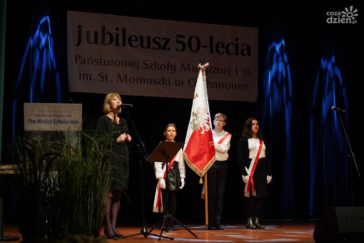 Ciechanowska szkoła ma już 50 lat!