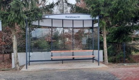 Nowe wiaty przystankowe na ciechanowskim osiedlu