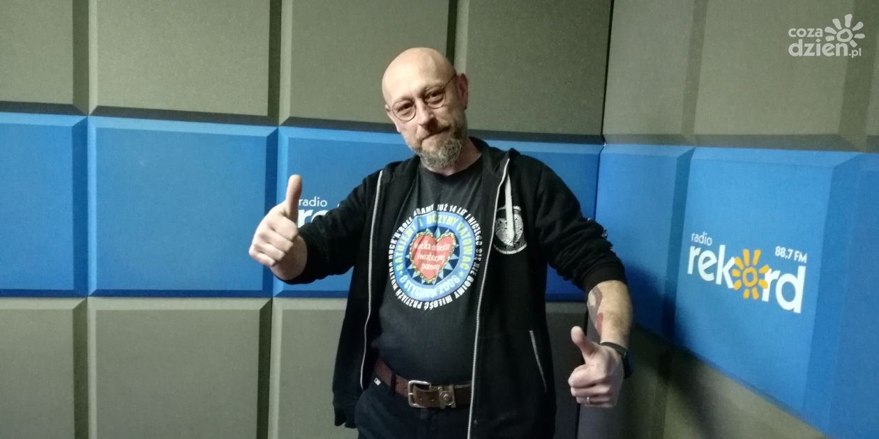 W puszkach znaleźli skarby!