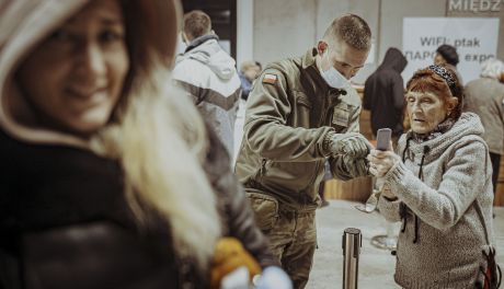 Żołnierze 5 Mazowieckiej Brygady OT pomagają w relokacji