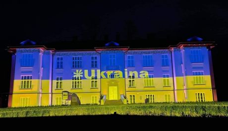 Muzeum Romantyzmu w Opinogórze dołączyło do akcji „Solidarni z Ukrainą”