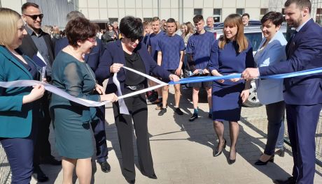 Skorzystają z niego przede wszystkim uczniowie Zespołu Szkół Technicznych CKU w Ciechanowie. Nowe boisko już otwarte