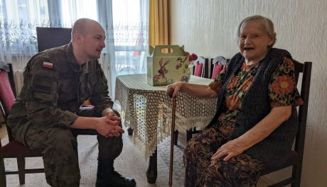 Terytorialsi odwiedzili kombatantów z wielkanocnymi przysmakami