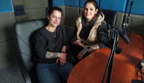 Sylwia Bobińska tatuuje a Katarzyna Zaborowska "piercinguje" i to jak!!!