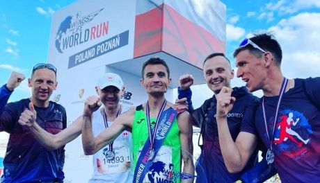 Przasnyszanin drugi na świecie. Adam Małysz dogonił go na 64 kilometrze