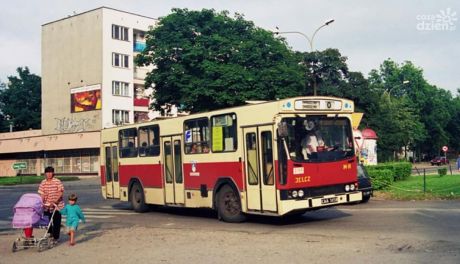 Ciechanów. Radna domaga się ustawienia słupów ogłoszeniowych