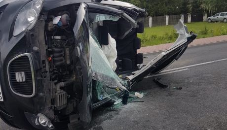 Zderzyły się trzy auta osobowe. Wyglądało to bardzo poważnie