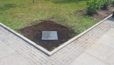 Kapsuła Czasu w Makowie Mazowieckim. Zostanie otwarta za 50 lat