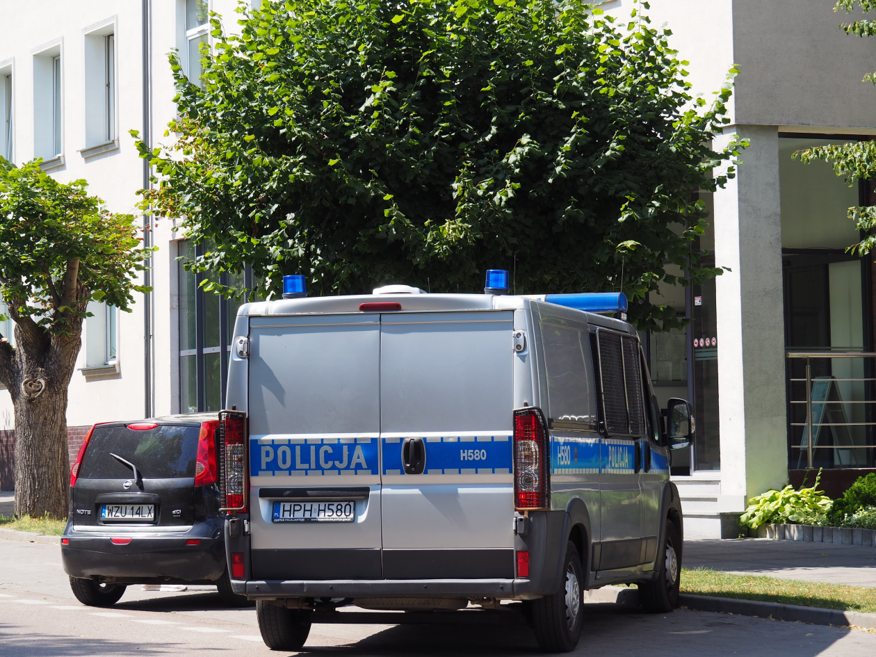 [Akualizacja] Pilne!!! Czy policjant zgwałcił?