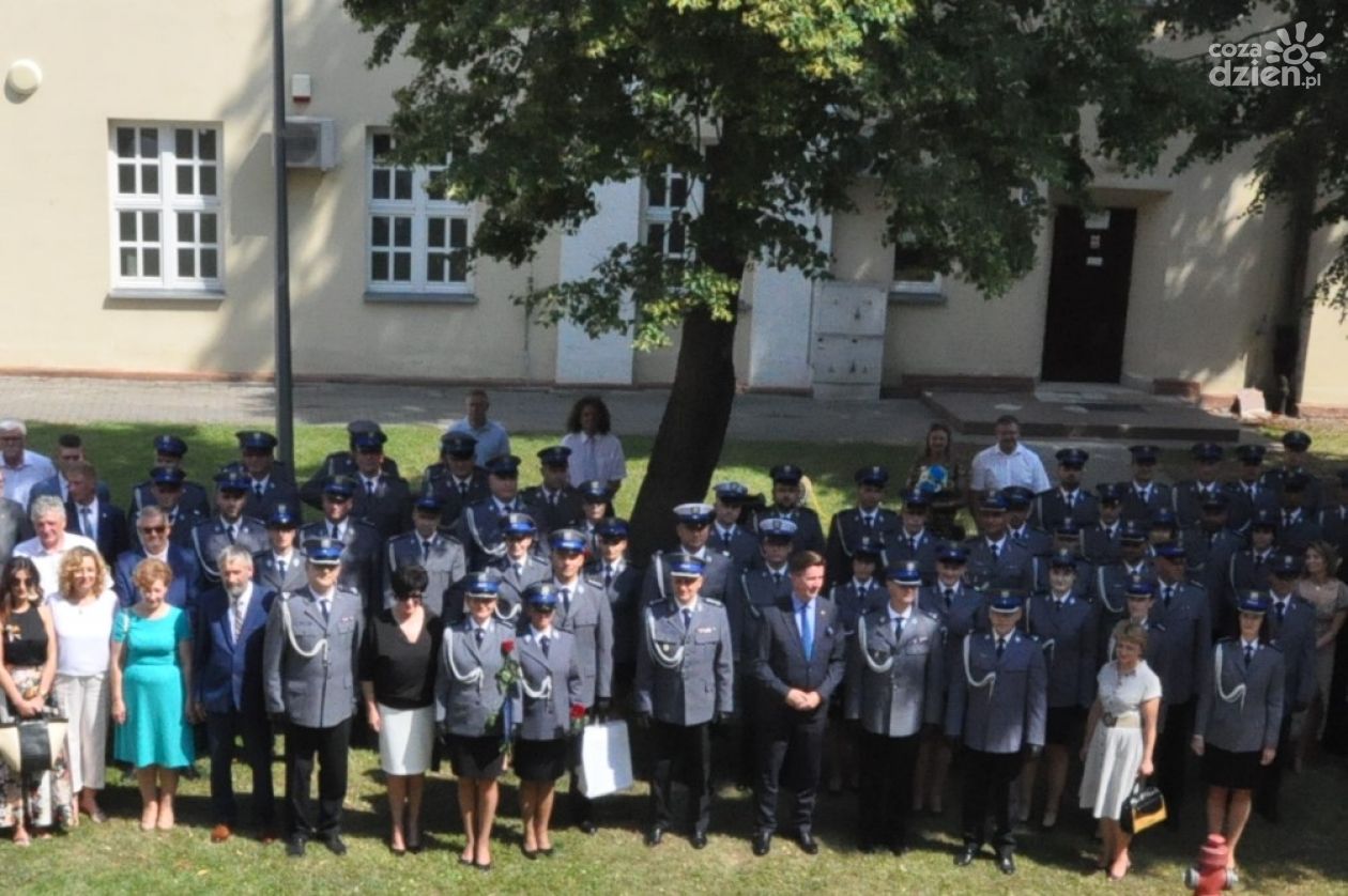 Policja z Ciechanowa na galowo 