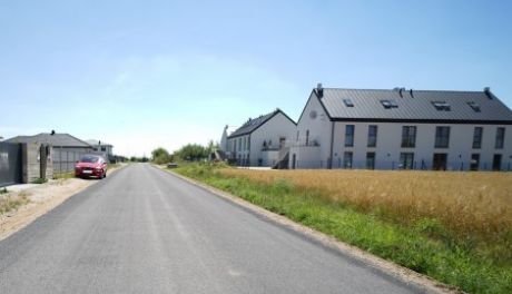 Przybywa świeżych nawierzchni asfaltowych w Ciechanowie